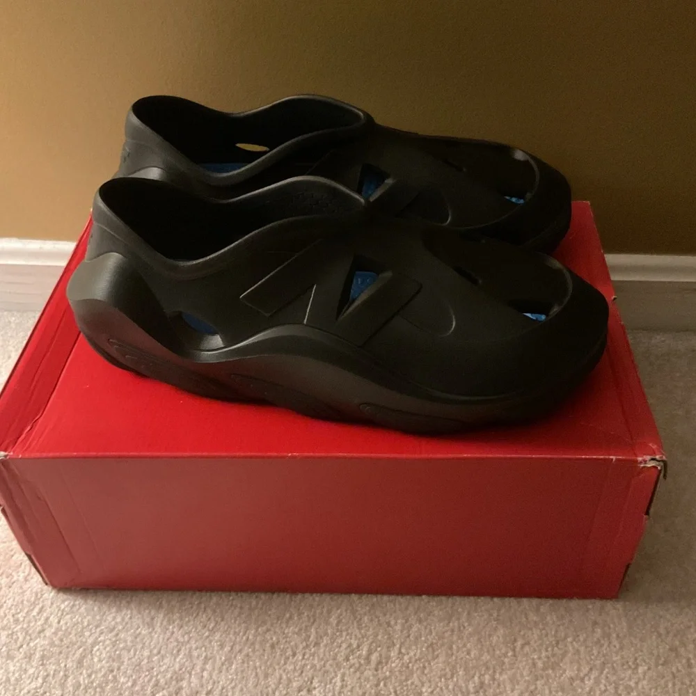 New Balance Fresh Foam X RCVRY Size 11 Men - Picture 2 of 14